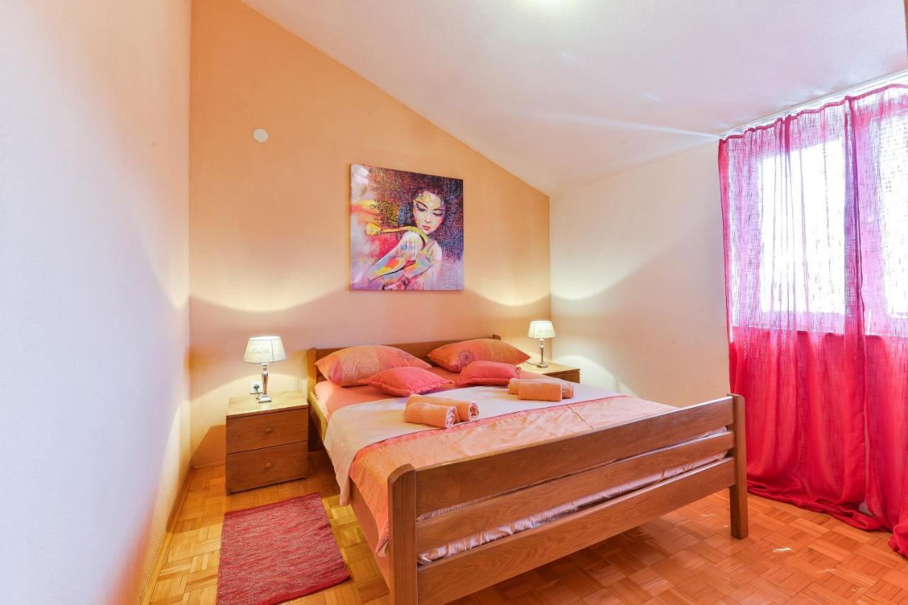 Family Friendly Apartments With A Swimming Pool Zadar - 18098 外观 照片